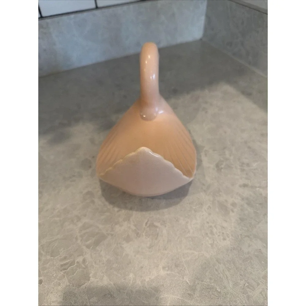 Vtg Peach Glazed Ceramic Swan Bathroom Decor, Towel Holder Retro/MCM Taiwan, EUC
